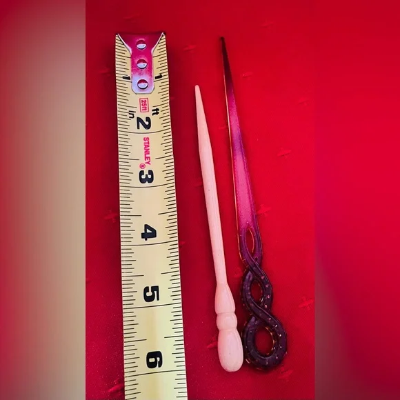 Vintage Hair Stick Set in Brown and Cream - Picture 4 of 4